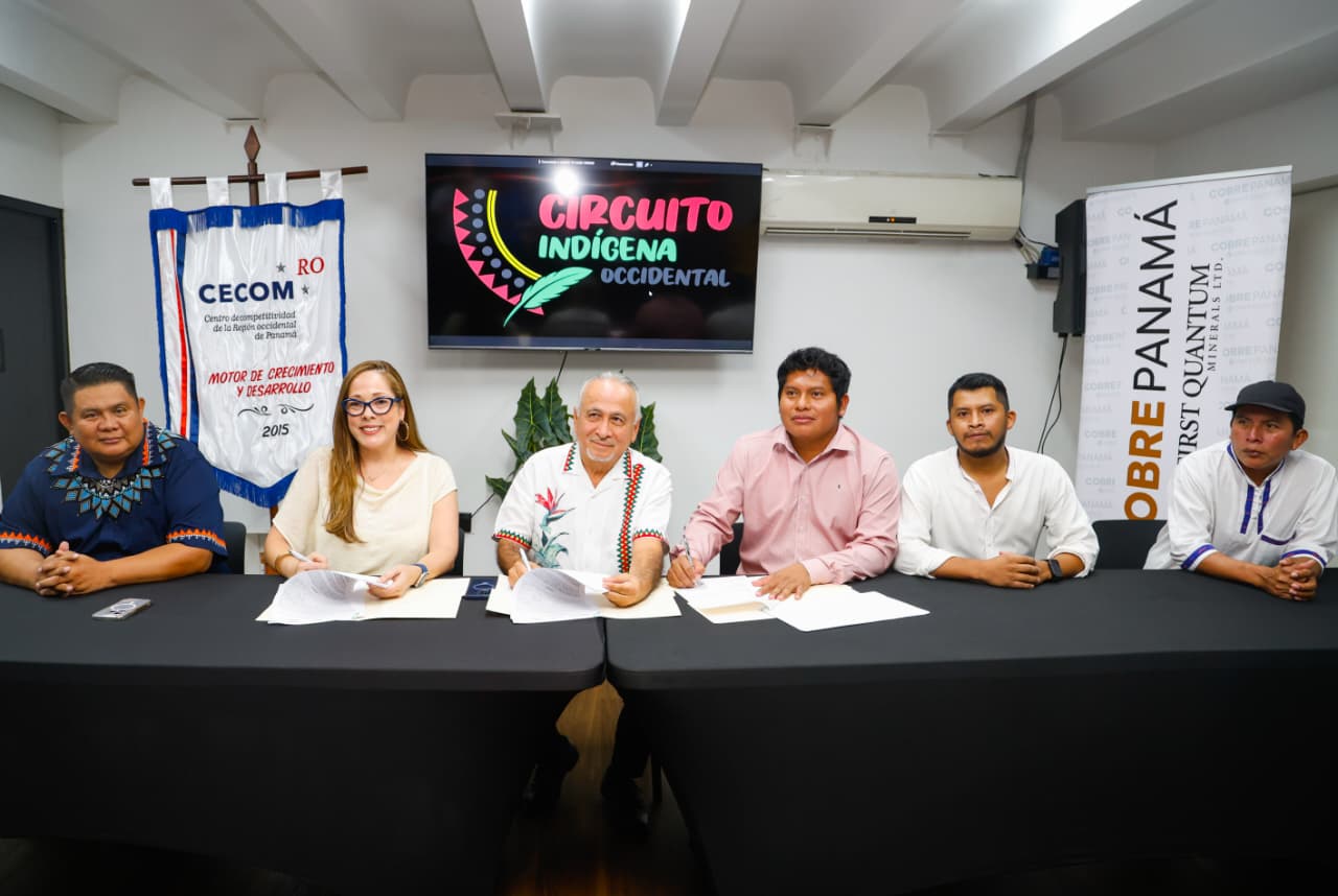 Acto de convenio para impulsar el turismo comunitario indígena