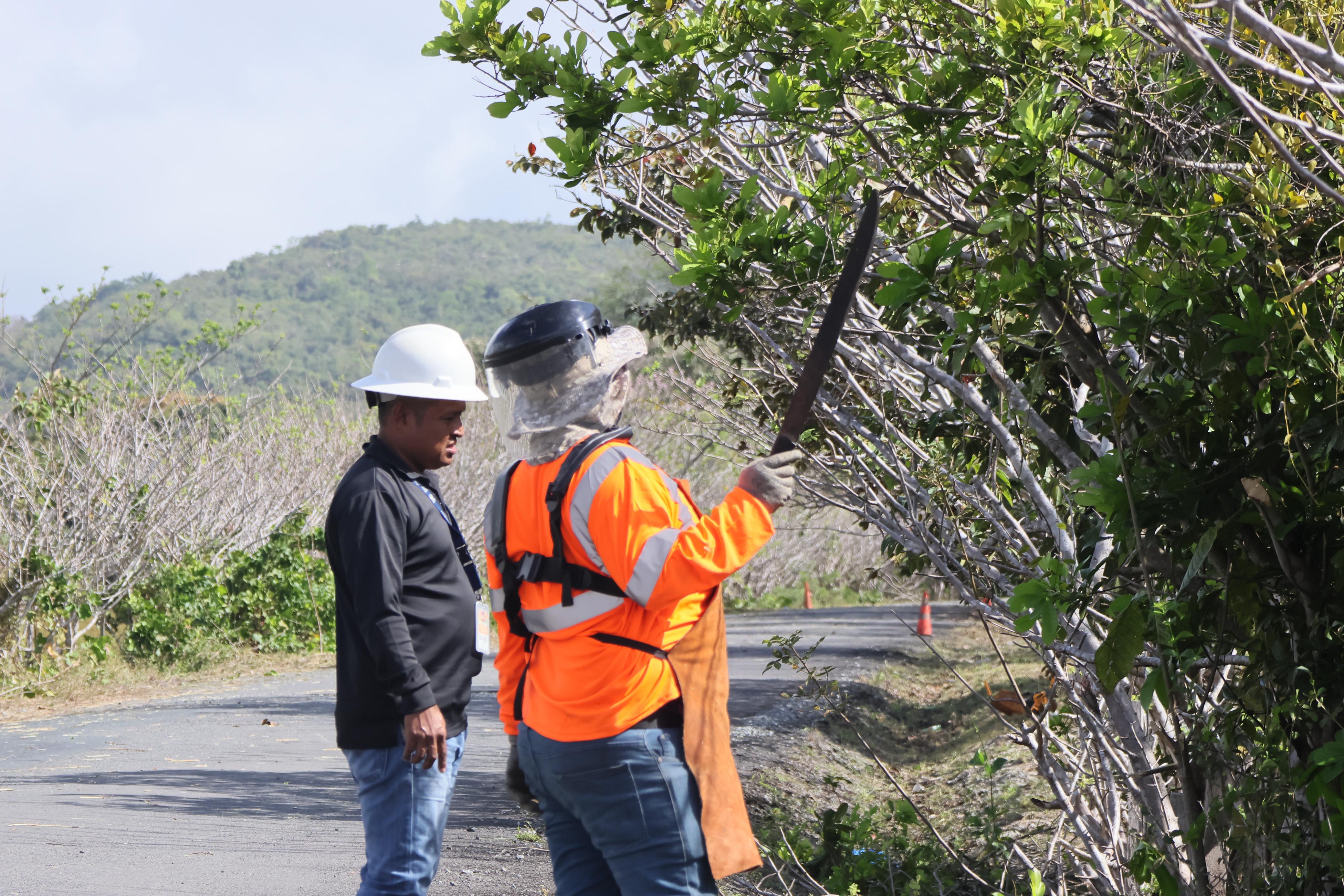 Trabajos de mantenimiento y limpieza en comunidades apoyadas por Cobre Panamá